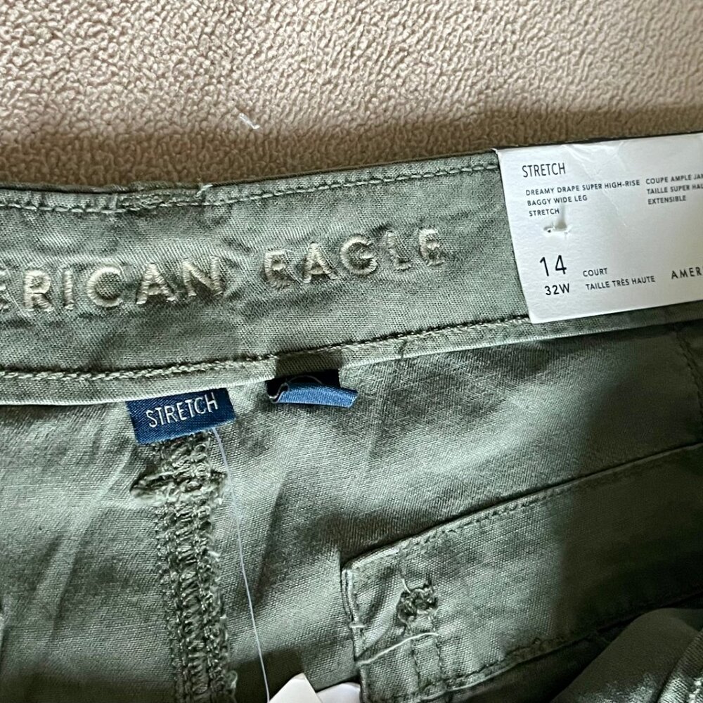 American Eagle - Olive Green Baggy Wide Leg Cargo Pants (NWT) - Picture 8 of 11